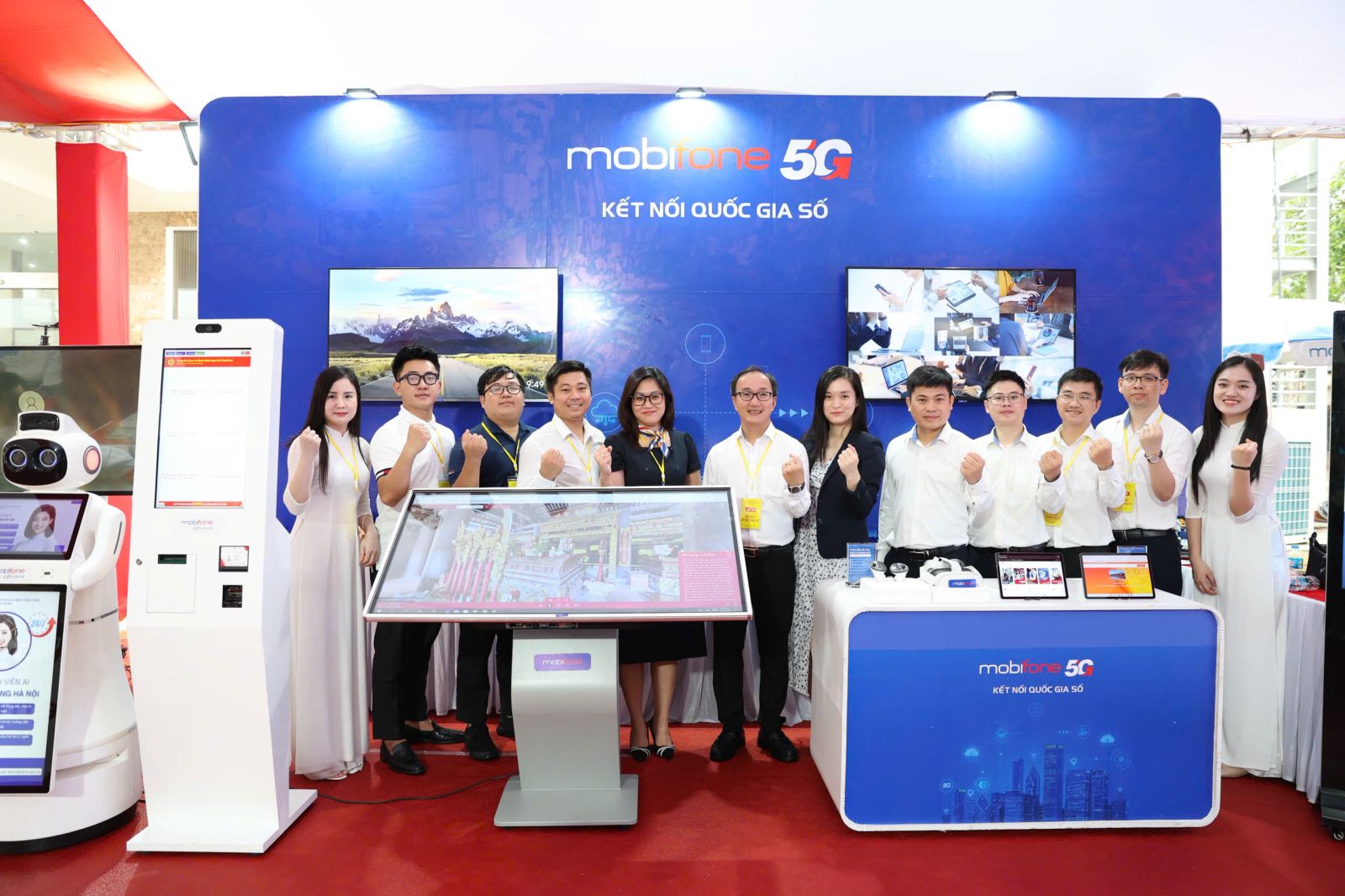 This image has an empty alt attribute; its file name is bccdb6fe78ebf5b5acfa.jpg